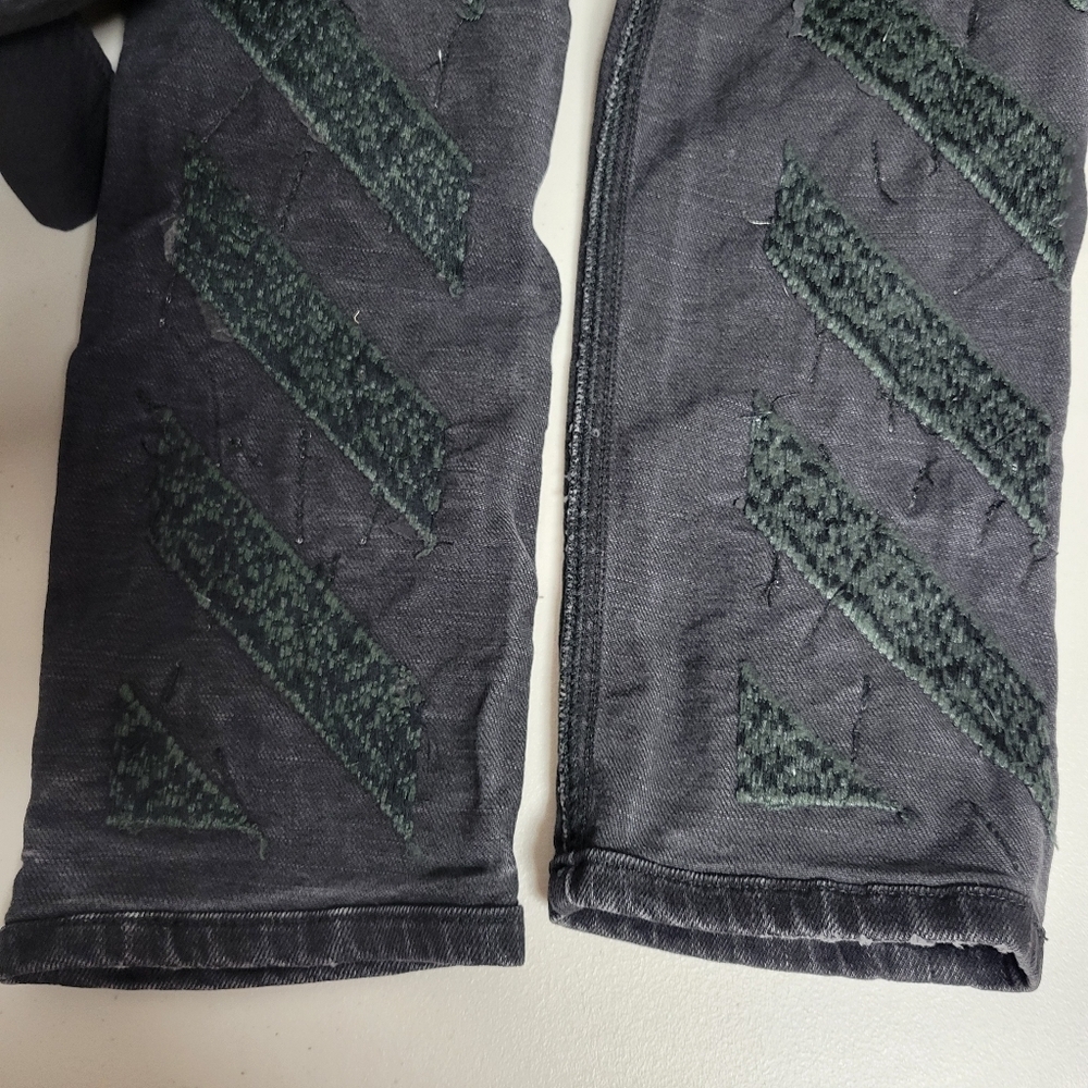Off-White Main Label c/o Virgil Abloh Floral Embroidered Skinny Jeans. - Picture 7 of 16